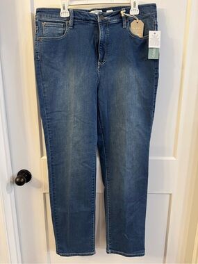 Coldwater Creek Women’s Shape Me Blue Jeans